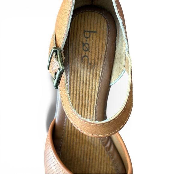 NWOT BOC Tan Platform Mules with Strap - Picture 3 of 7